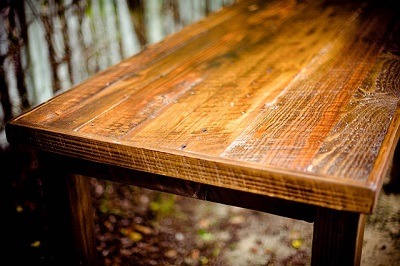 Vieille table en bois