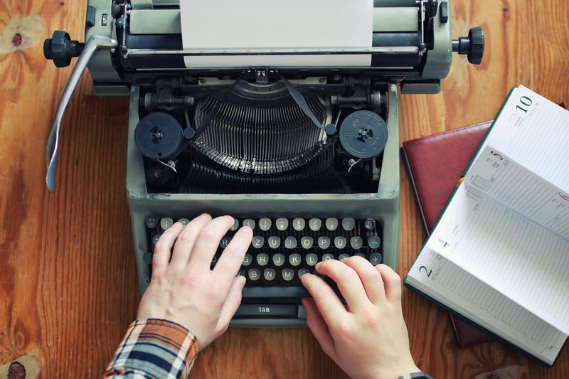 Comment finir une lettre de motivation ? 2 Idées de phrases pour conclure une lettre de motivation